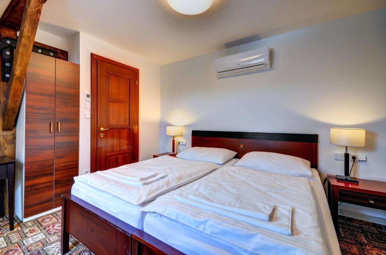 Vladislav Hotel Zamek Valec المظهر الخارجي الصورة